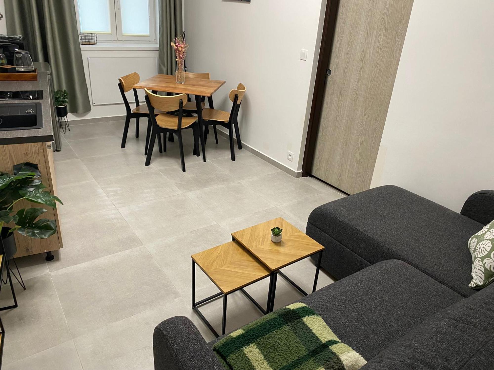 Loket Island Apartment ภายนอก รูปภาพ